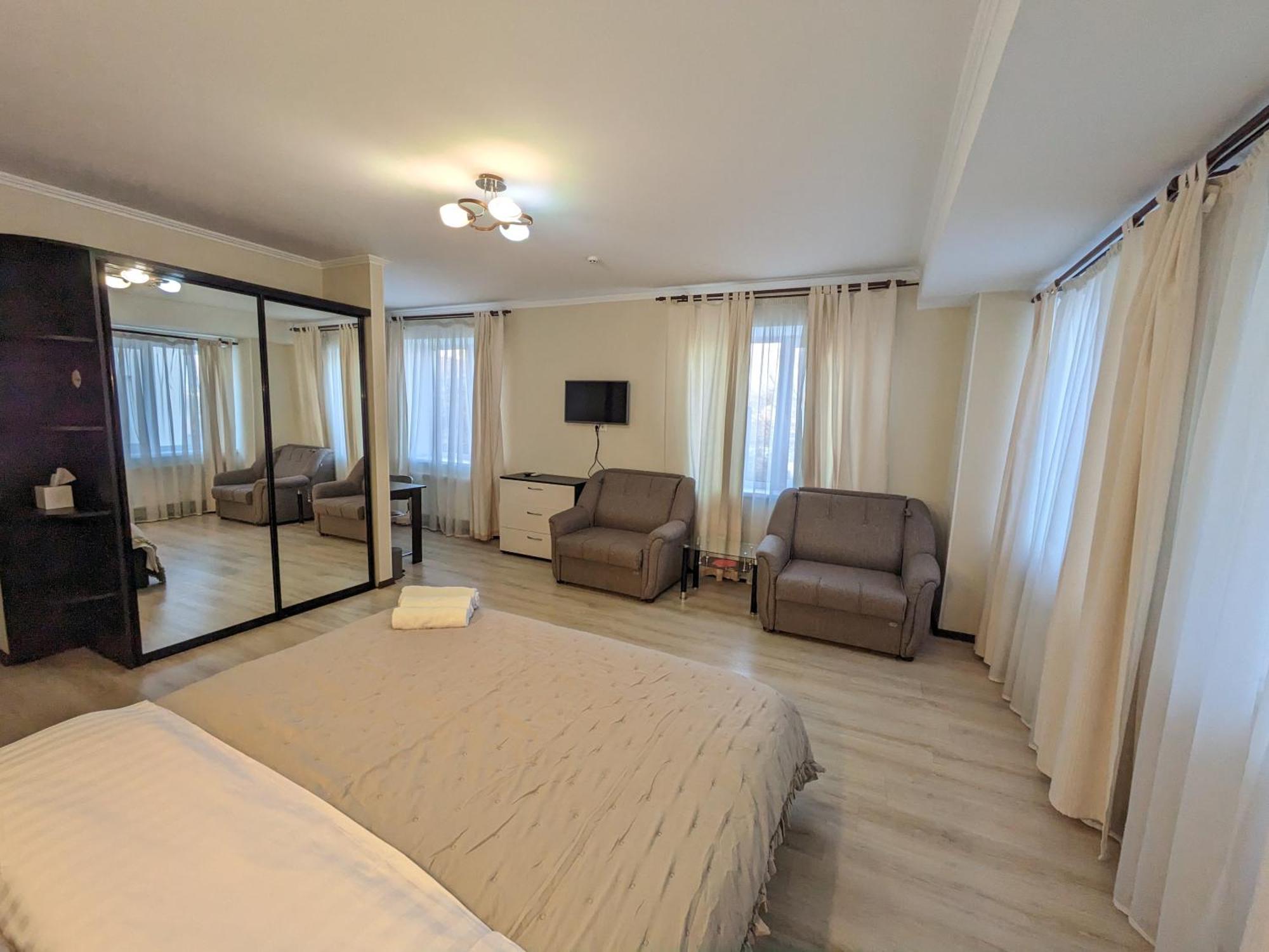 Lolo Hotel Kisinyov Szoba fotó