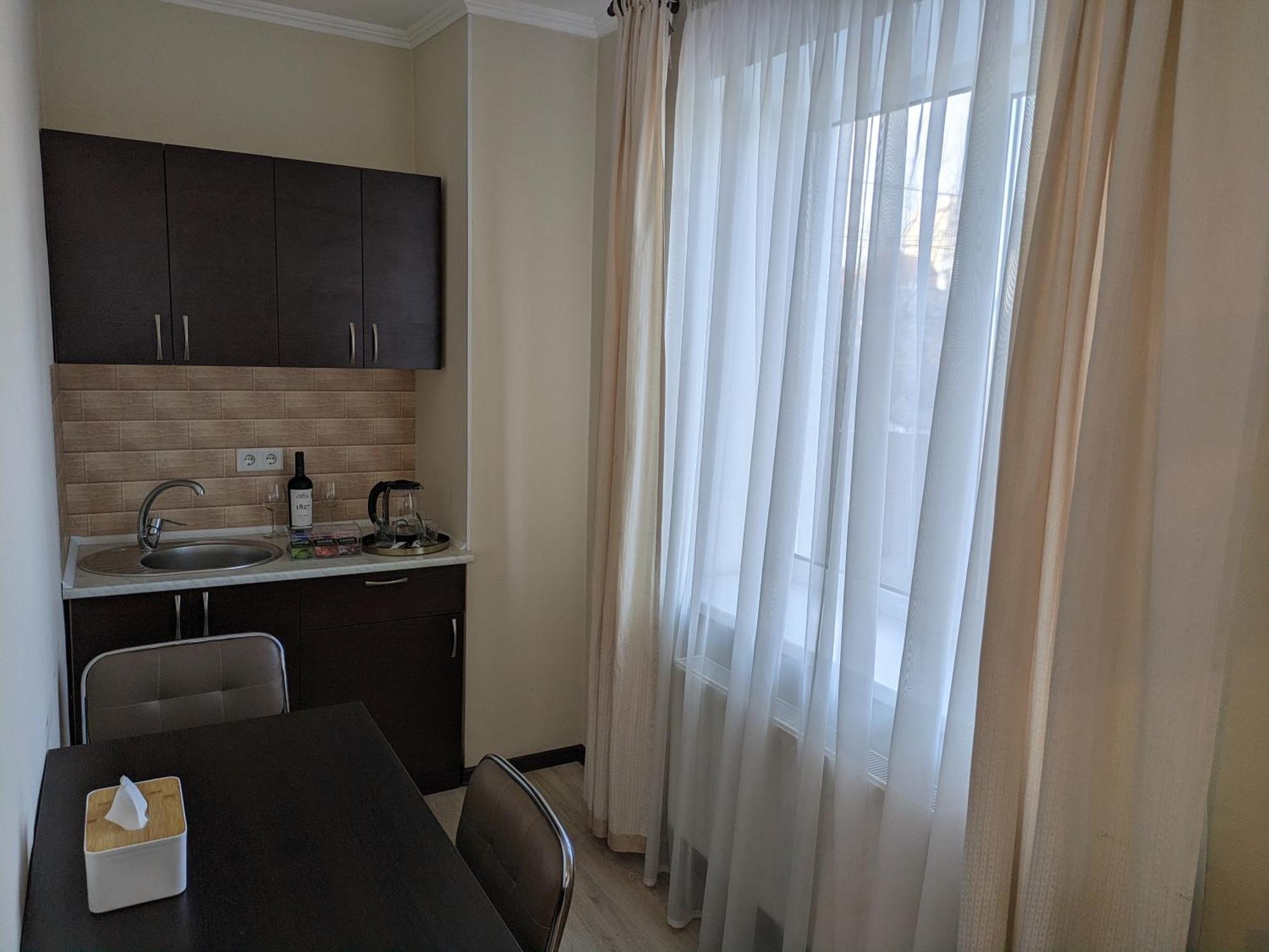 Lolo Hotel Kisinyov Szoba fotó